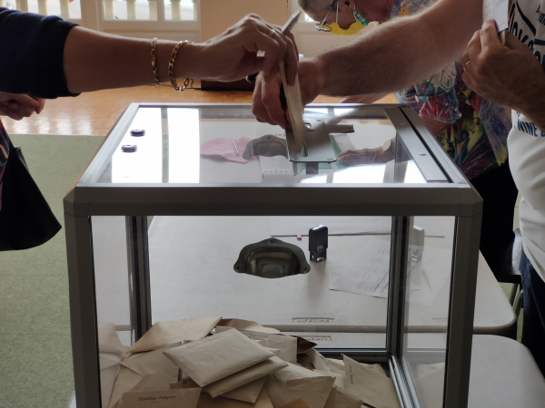 Élections législatives 2022 : la participation en région à 12h au second tour