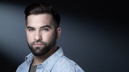 Affaire Kendji Girac : Le chanteur aurait « simulé un suicide »