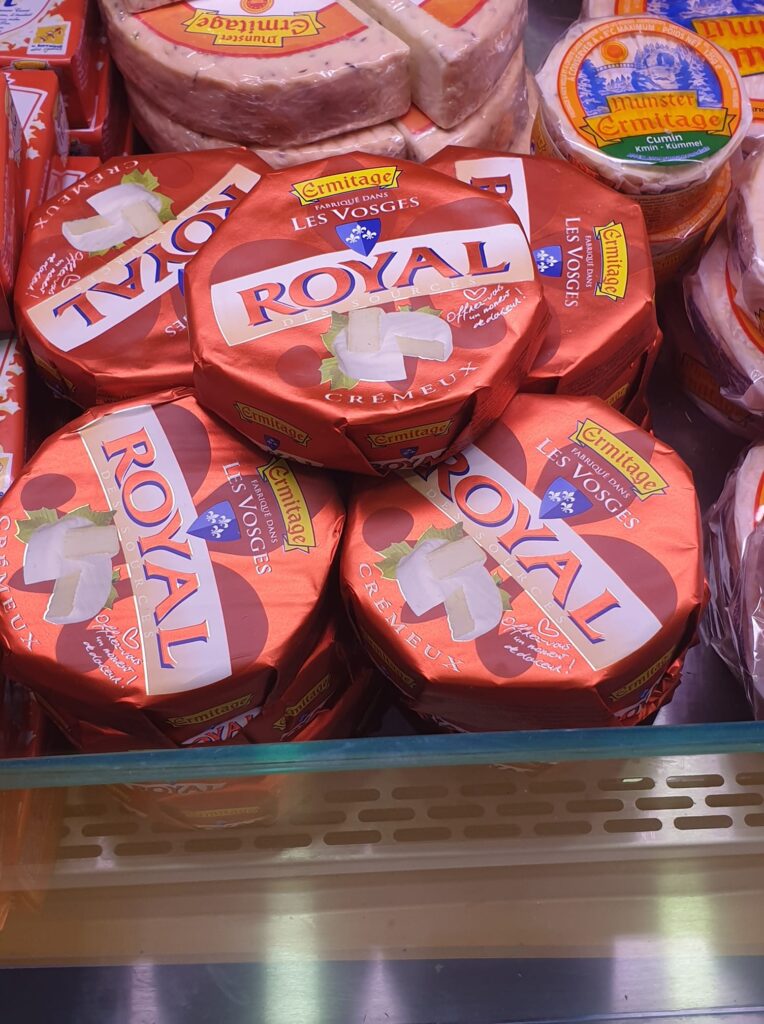 Vosges : La fromagerie Ermitage reprend ses collectes avec l&rsquo;éleveur pointé du doigt par L214