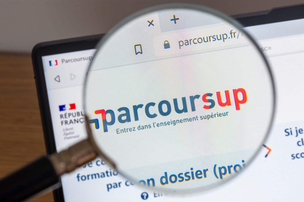 Parcoursup : Une visio pour aider les parents à comprendre la plateforme