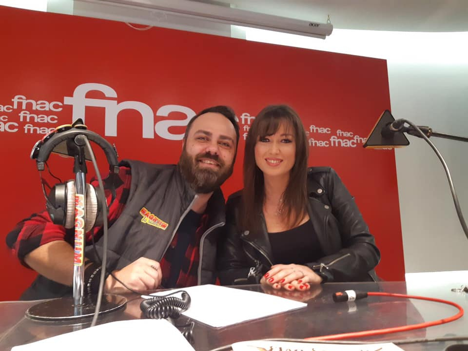 ELSA ESNOULT DANS LE MAGNUM DRIVE EN DIRECT DE LA FNAC de NANCY 29/01/2019